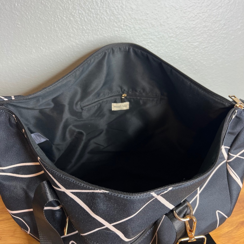 Mali + Lili Tote Duffle Bag Signature Print Weekender Travel Lightweight - Picture 7 of 10